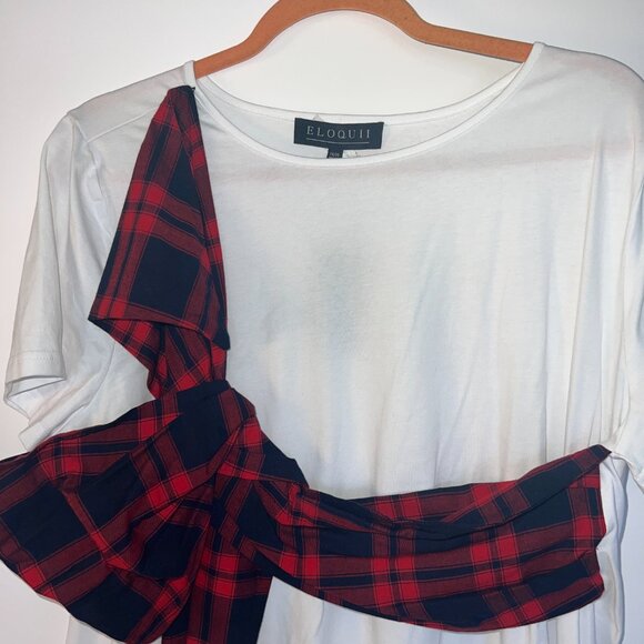 Tshirt with Plaid Sash - Picture 2 of 4